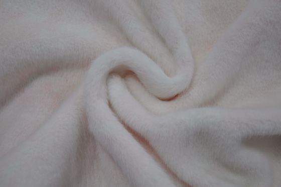 De Stoffen100% Polyester 150cm CW van het Fauxkonijn of Regelbaar