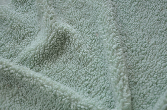 Comfortabel en Fijn Textielproduct voor Warmte en Manierafwijking gebreide stof
