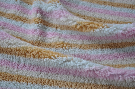Zacht en Comfortabel, Warm en Voedend Shu Velveteen Polyester Wool Cotton-Mengselstof
