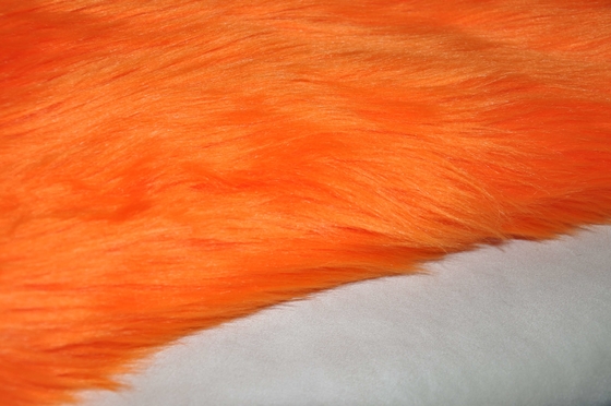 oranje kleur 150cm Lange van het Bontfaux van Haarfaux de Vosstof, demonstreert uw persoonlijkheid en maakt uw ruimtetribune op