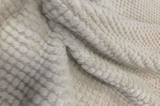 Volledig imitatie konijnenvel perfect voor het maken van decoratie