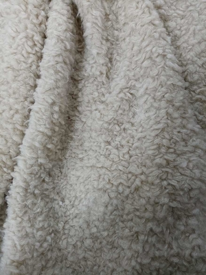 Gekruld warp gebreide zachte pluis 380 gram 100% P