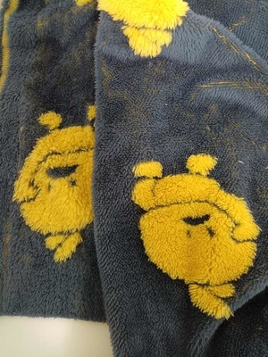 Tweezijdig comfortabel katoenen fluweel is zacht en comfortabel