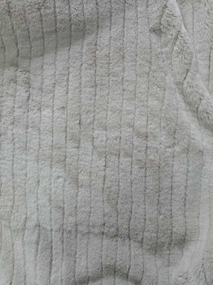 Kleine groef Fake Rabbit Fur Stof 100% Polyester 150cm CW of verstelbaar